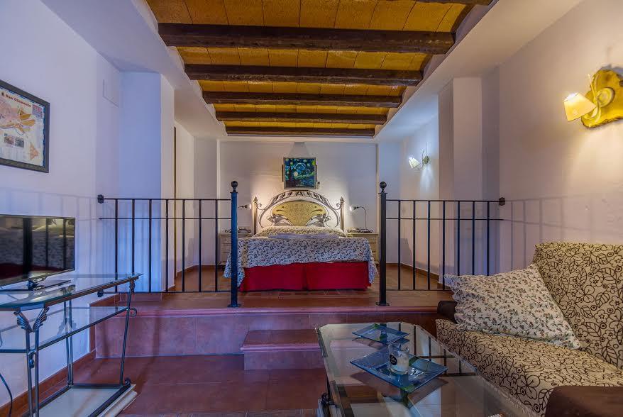 Hostal Nuevo Milan I Сан-Клементе Екстер'єр фото
